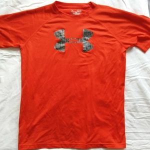 Under Armour Grey Pixel Logo Shirt